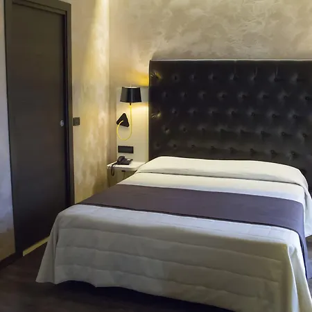 Continental Hotel