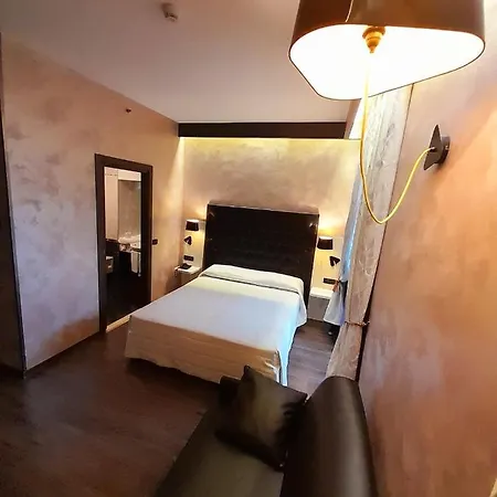 Continental 3* Turin