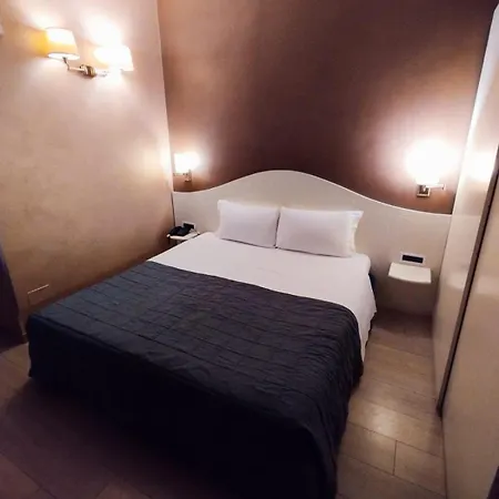 Continental Hotel 3*