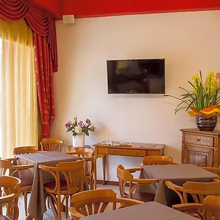 Continental 3* Турин