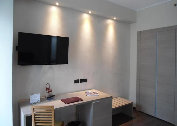 Continental Hotel 3*