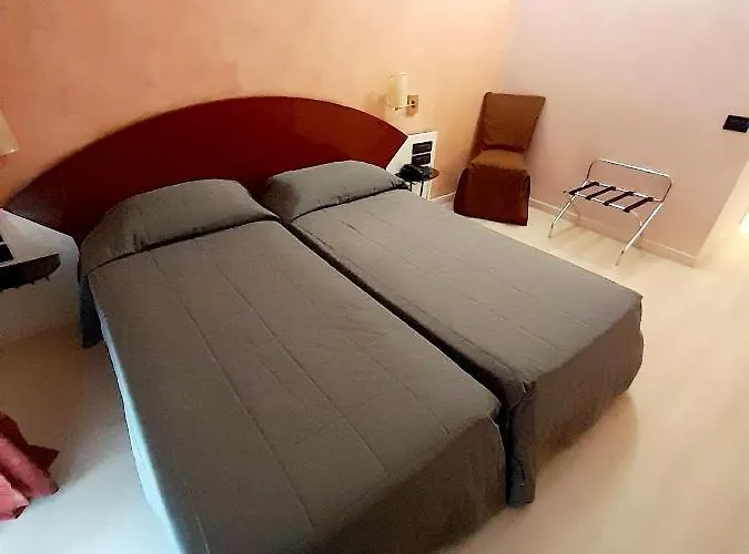 Continental 3* Turin