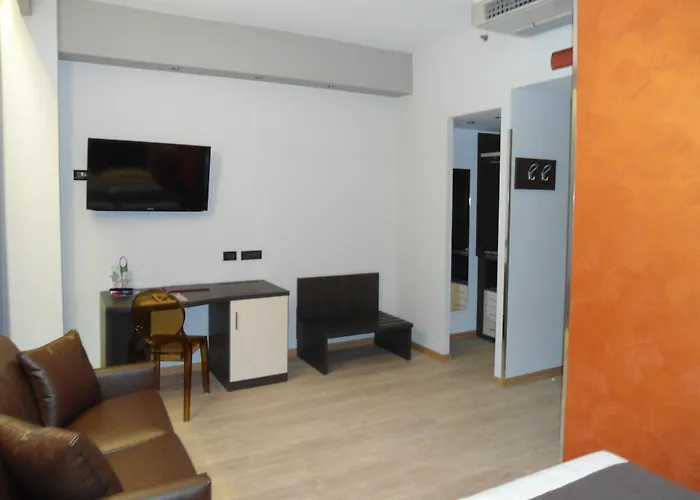 Continental 3* Turin