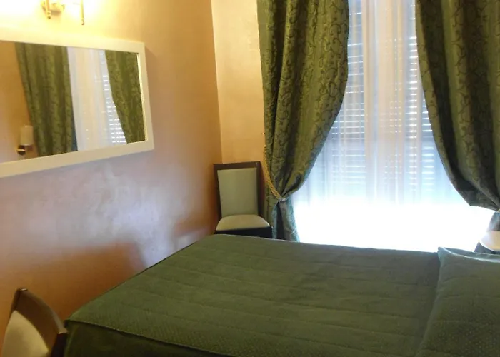 Continental Hotel 3*