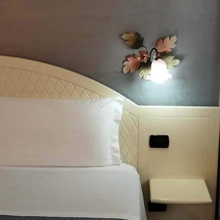 Continental 3* Turin