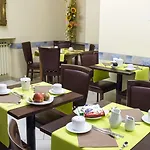 Continental Hotel