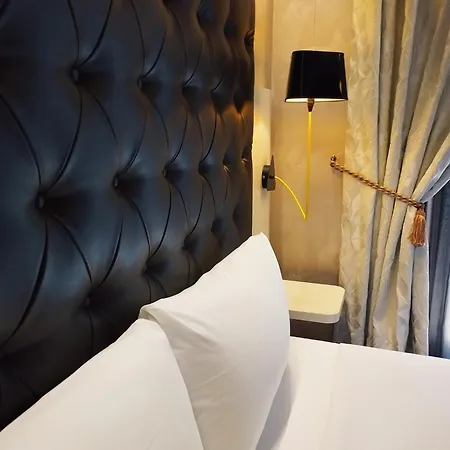 فندق Continental 3*